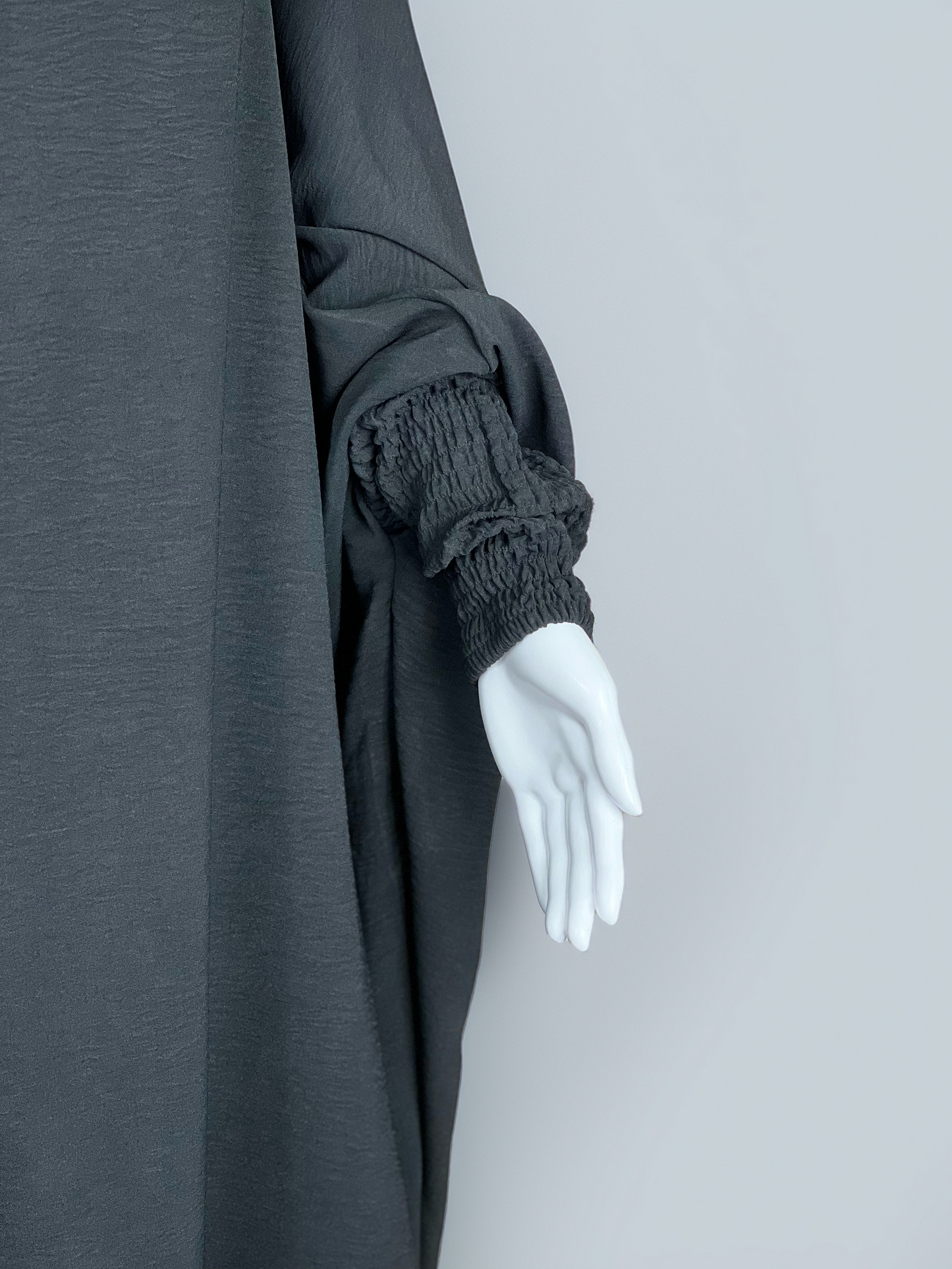 Elegant Two-Piece Crepe Jilbab – Versatile & Modest