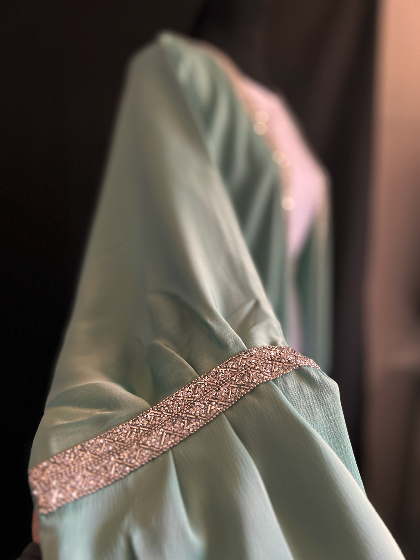 Emerald Grace – 4-Piece Satin Open Abaya Set