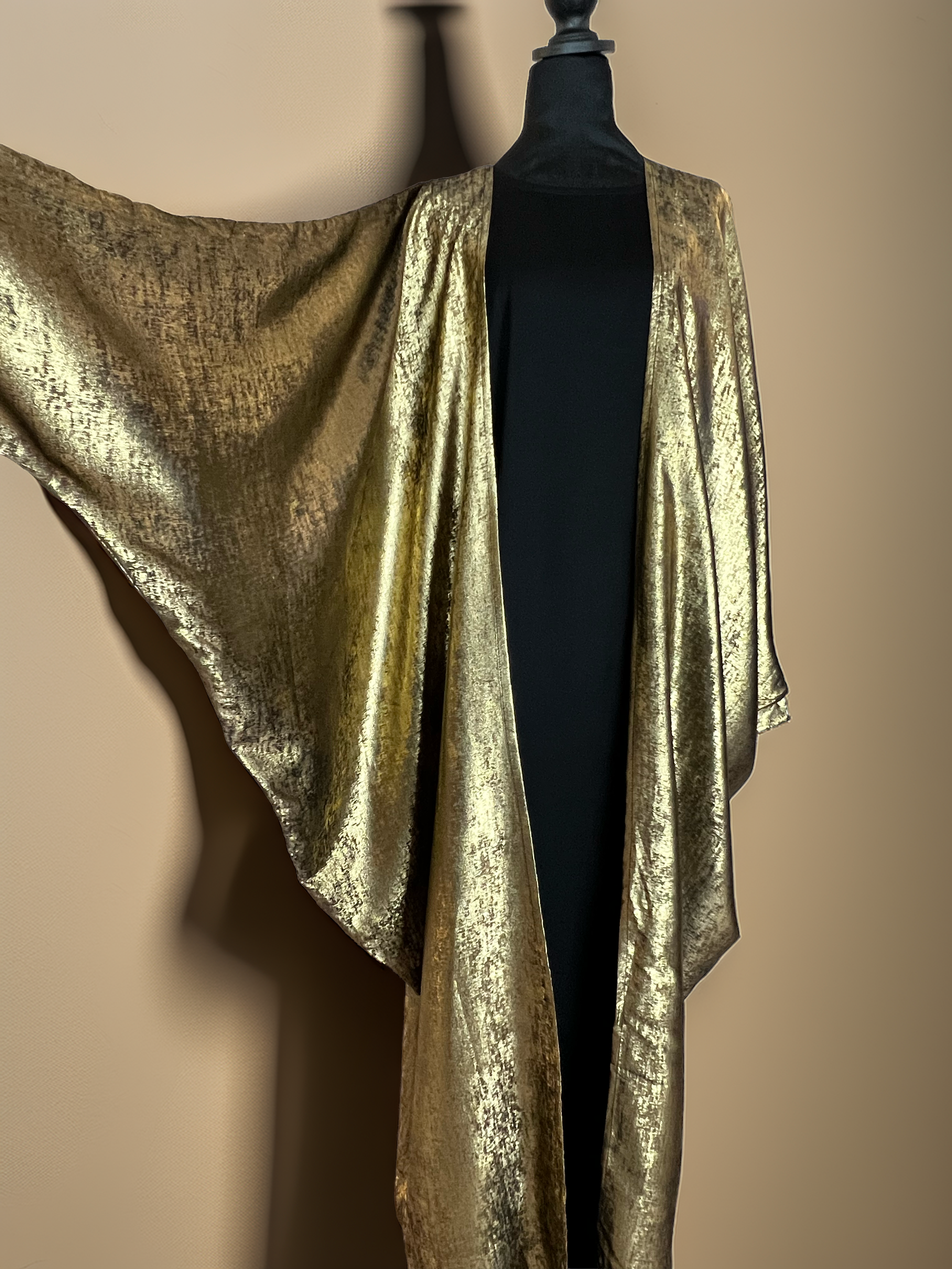 Golden Bisht Abaya Set