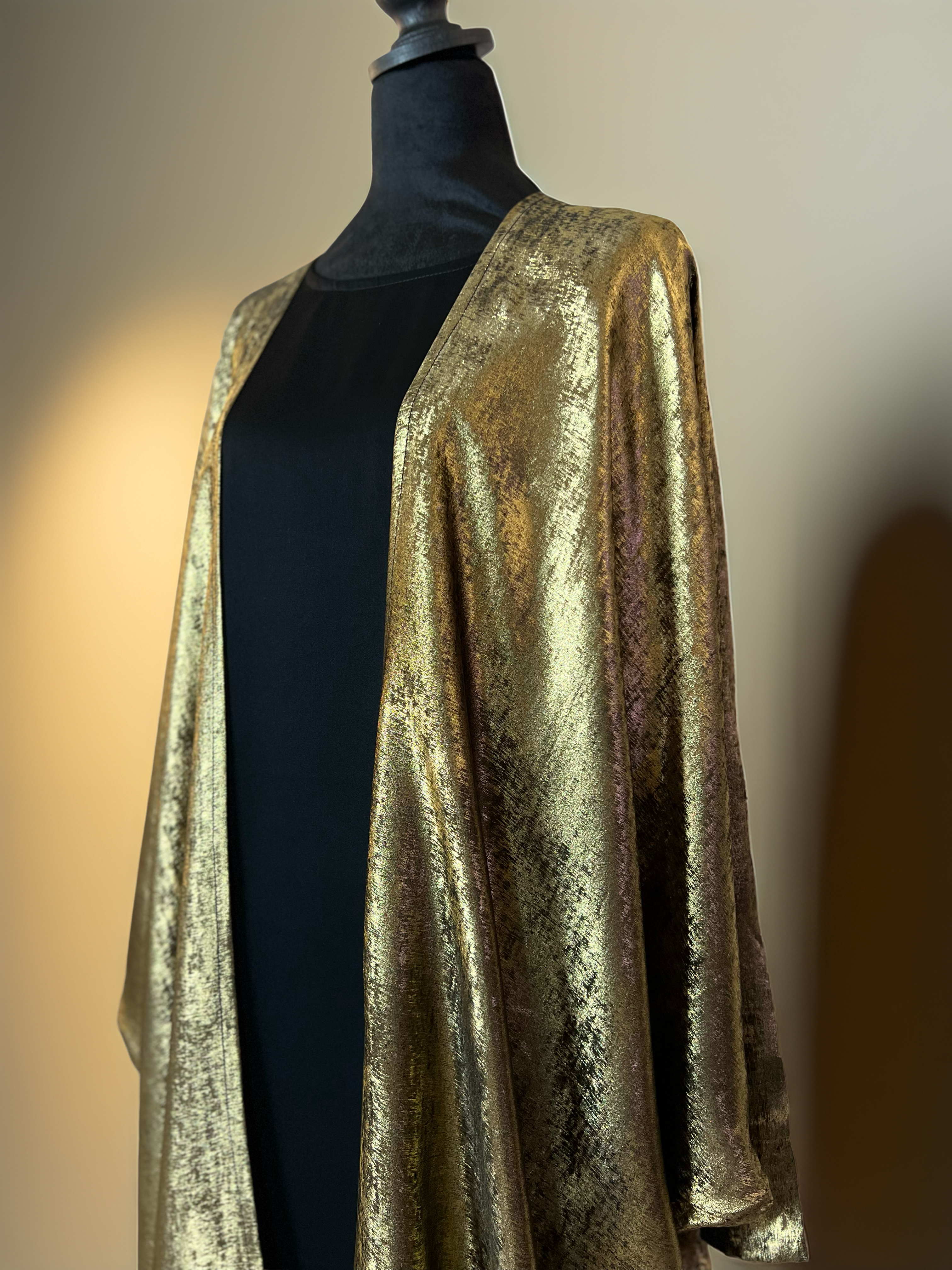 Golden Bisht Abaya Set